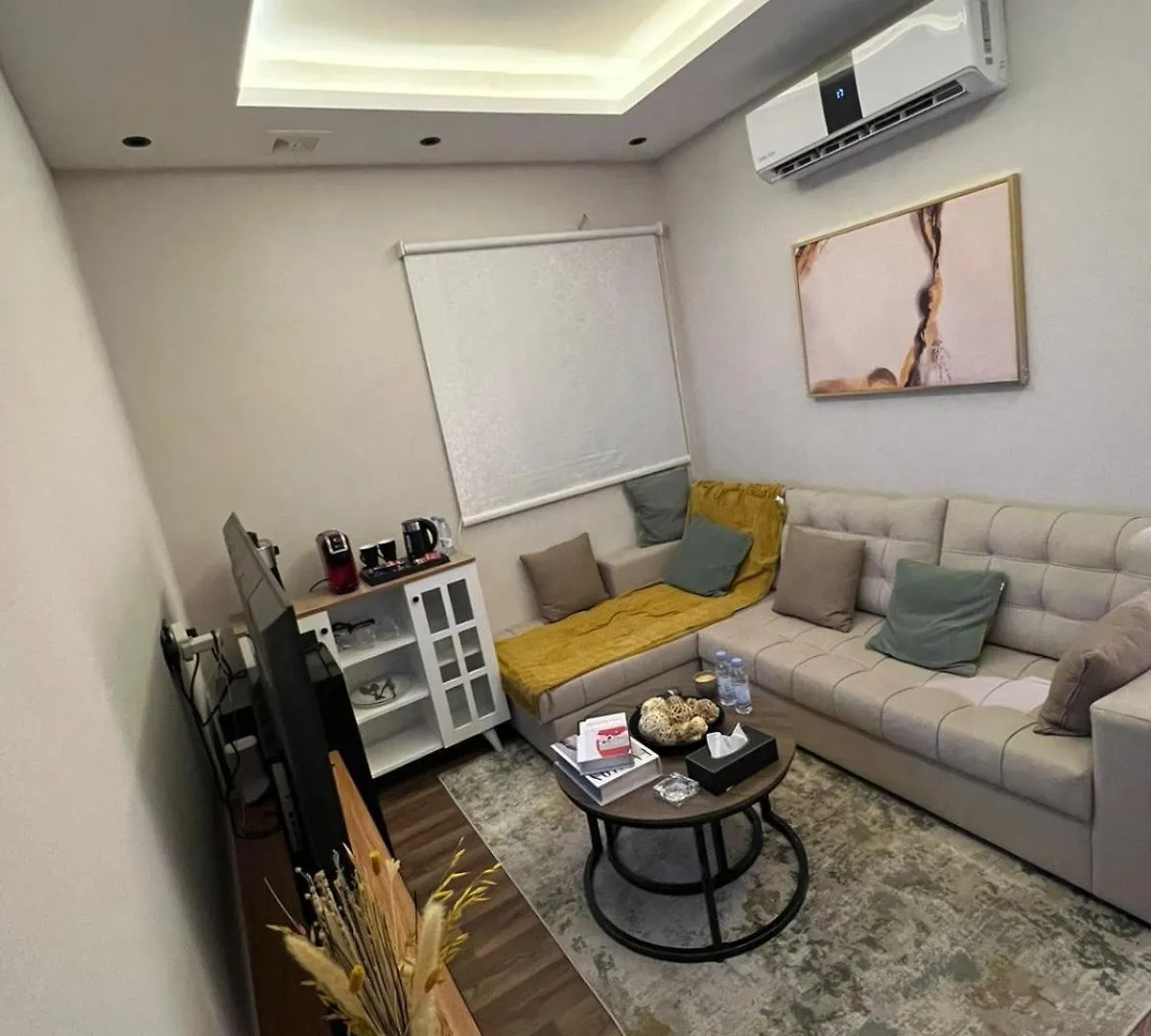 شقه هاديه وراقيه Apartment Riyadh